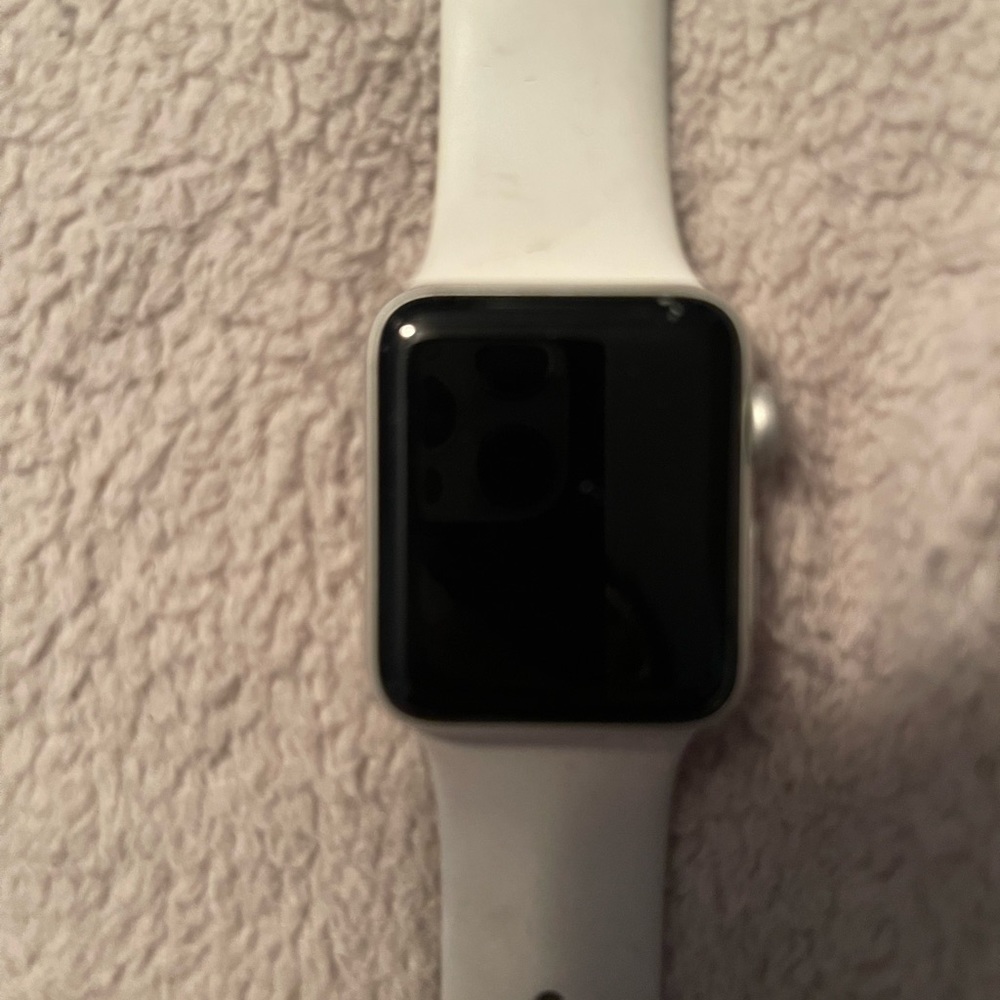 Apple Watch - Picture 3 of 4